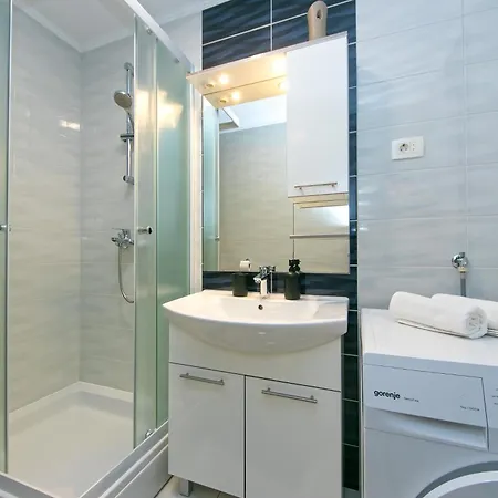 Nataly With Free Parking Makarska