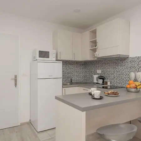 Apartment Nataly With Free Parking Makarska