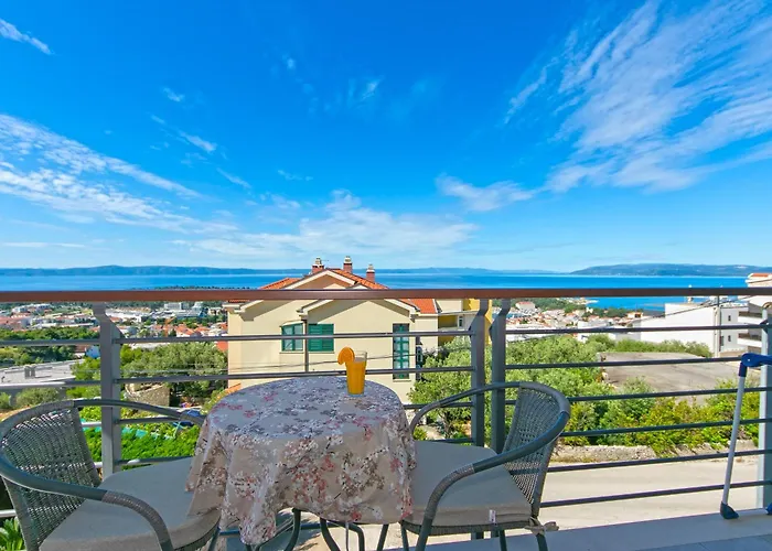 Nataly With Free Parking Apartment Makarska