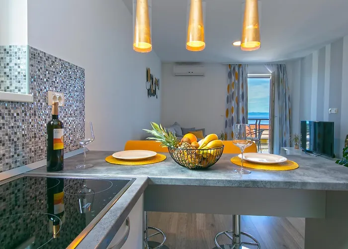 Nataly With Free Parking Makarska