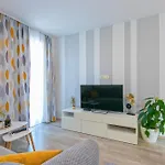 Nataly With Free Parking