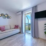 Lägenhet Nataly With Free Parking Makarska