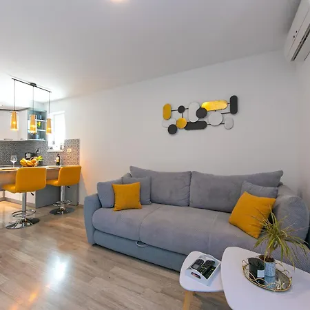 Nataly With Free Parking * Makarska