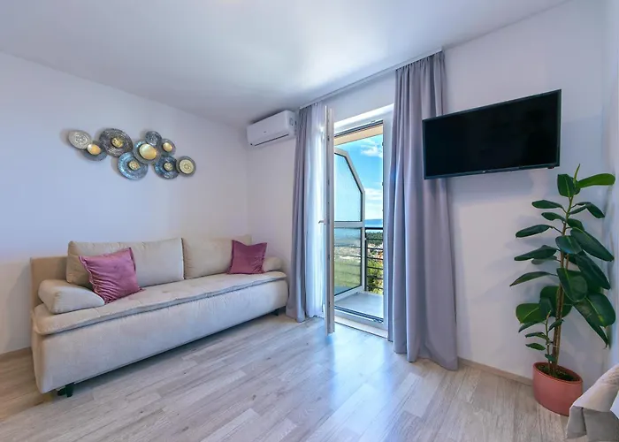 Apartmán Nataly With Free Parking Makarská